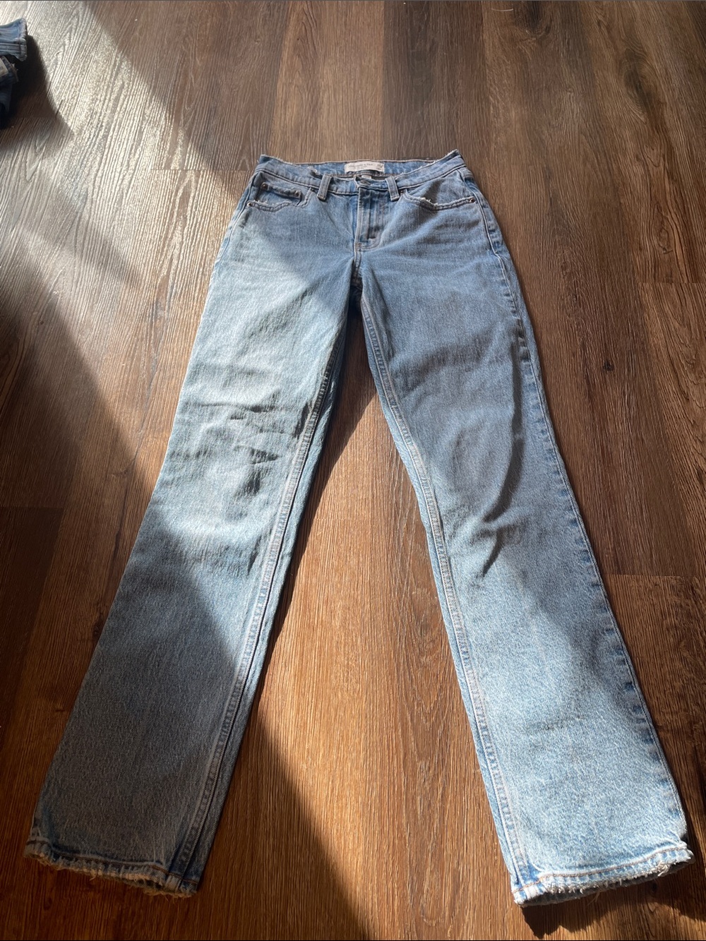 Abercrombie & Fitch 90s straight mid rise Curve love size 23 Straight Jeans - Picture 2 of 3